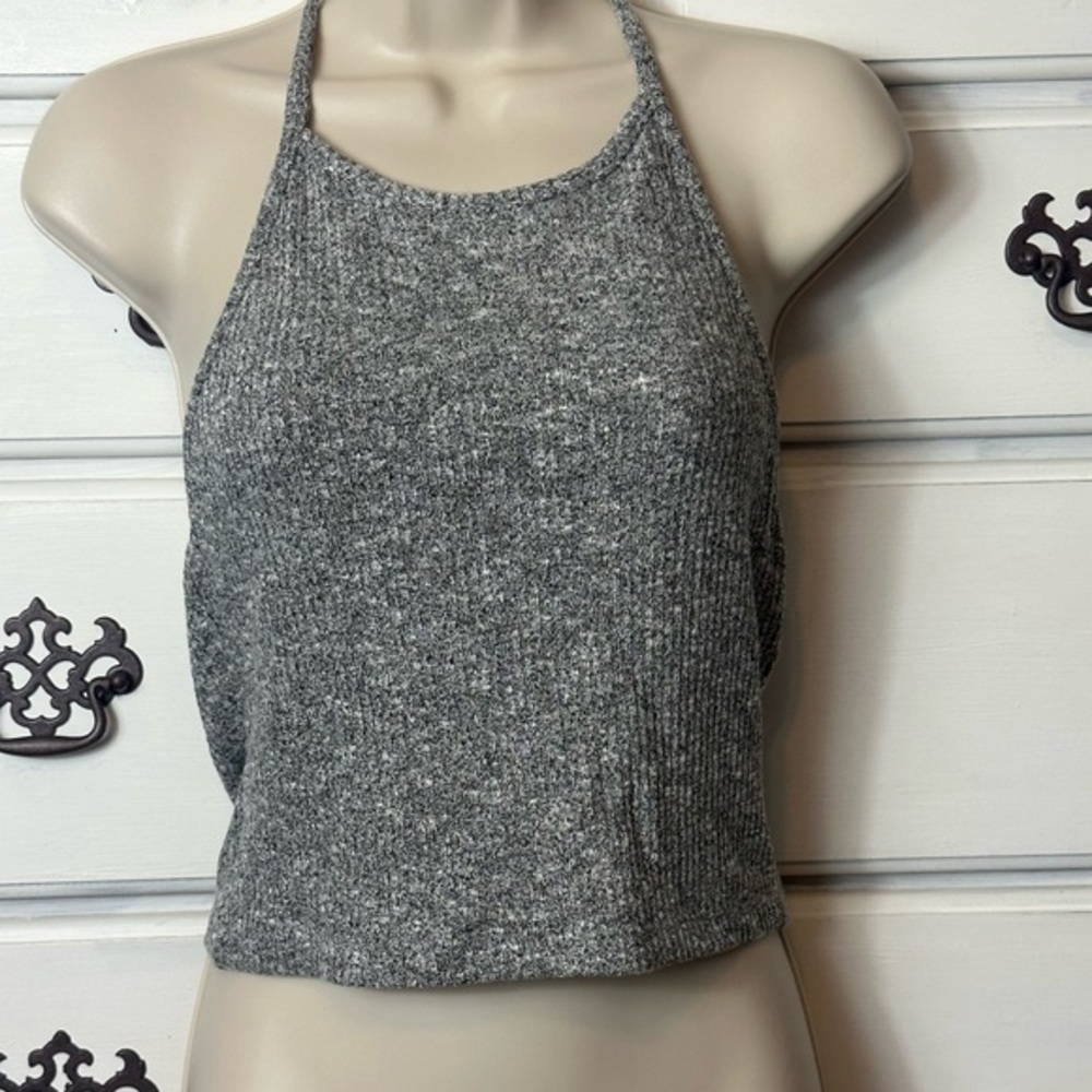 ‎Retro Halter Top - Picture 3 of 14